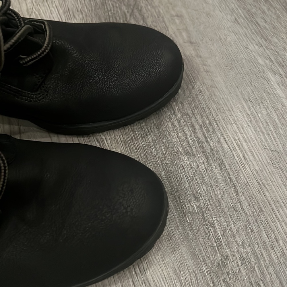 Cute n’ comfy wedge booties by Sophie 17 - Picture 6 of 9